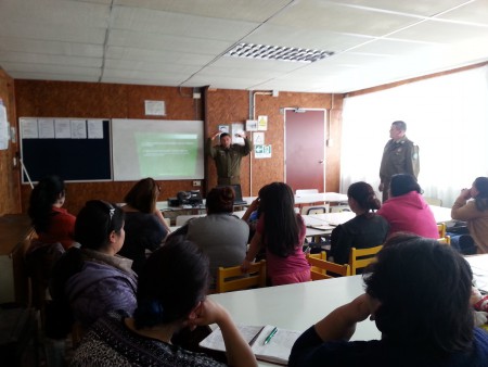 Charla Carabineros a Padres y Apoderados