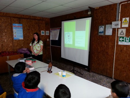 Charla Dental a los alumnos 